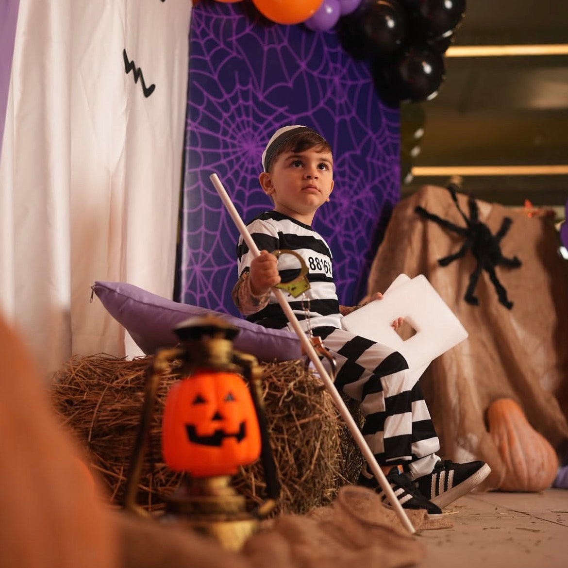 Prisoner Costume